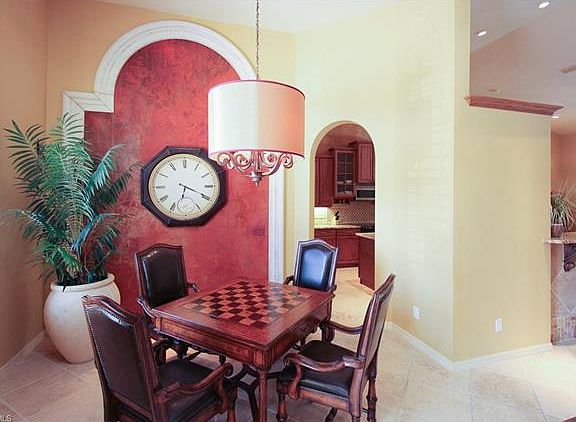 5th image of 5419 SW 21st Pl