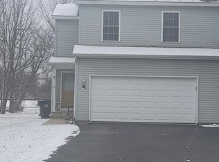 15 Gates St #A, Crystal Lake, IL 60014