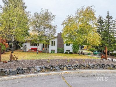 1236 Tamarack Dr, Moscow, ID, 83843