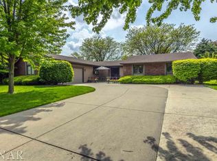 503 Watford Dr, Bloomington, IL