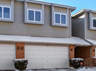 1043 Arbor Ct, Mount Prospect, IL