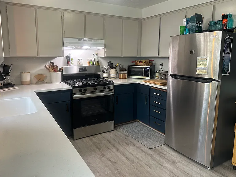 520 G St — Photo 7