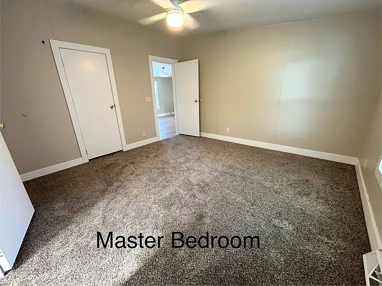 852 Charles Rd — Photo 23