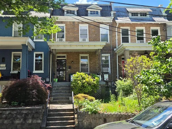 718 Varnum St NW, Washington, DC 20011