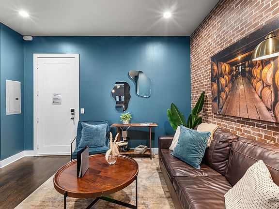 5th image of 210 30th Ave N APT 312