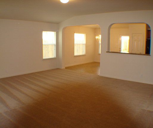 2nd image of 778 Great Oaks Dr