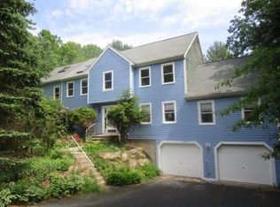 4 Morse Croft Ln, Amesbury, MA 01913