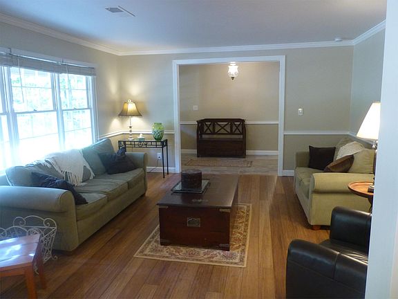 4th image of 735 Nile Dr