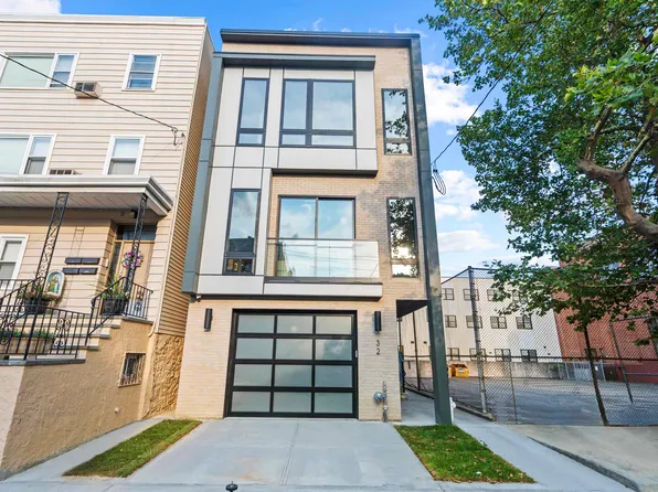 32 Hancock Avenue image 38 of 38