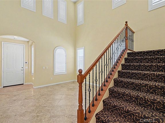 4th image of 923 Denise Ave