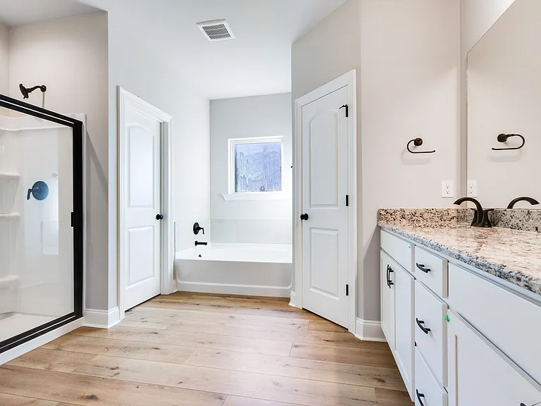 141 Ridley Ln — Photo 13