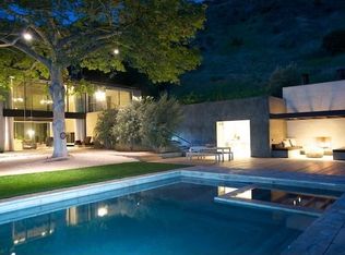 3270 Serra Rd, Malibu, CA 90265