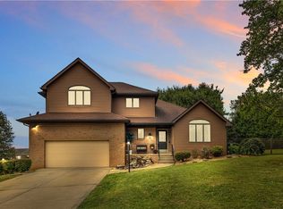 2 Brook Valley Dr, Harrison City, PA 15636