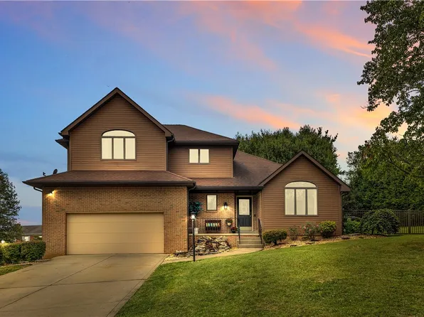 2 Brook Valley Dr, Harrison City, PA 15636