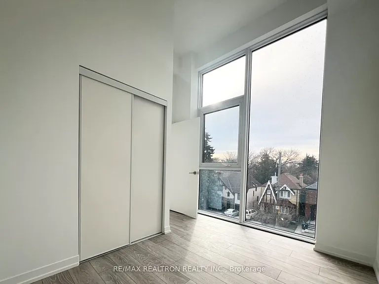 2020 Bathurst St #207 — Photo 27