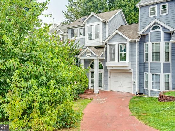 2nd image of 2274 Goodwood Blvd SE