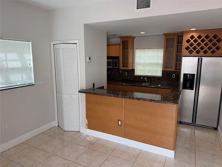533 Minorca Ave — Photo 14