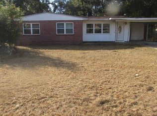 1011 New Mexico Dr, Pensacola, FL 32505