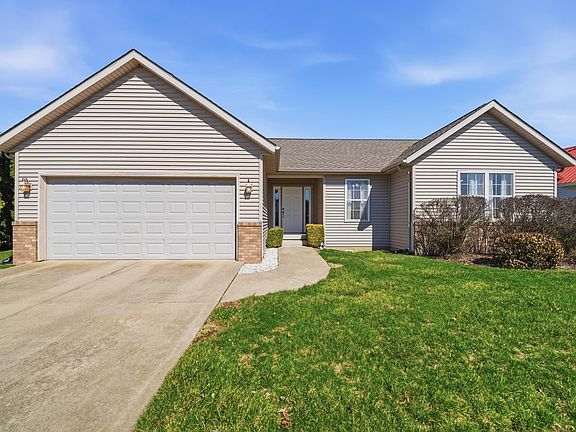 2nd image of 1510 Roundtable Dr