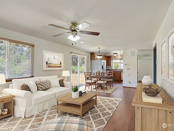 4th image of 5017 205th Street Ct E
