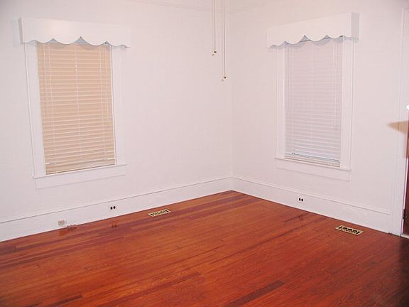 2nd image of 104 Piedmont Ave