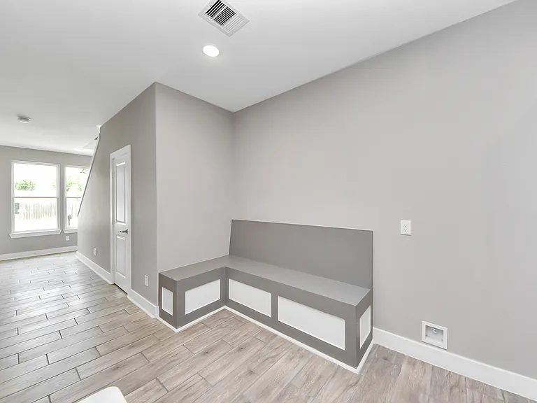 2608 Campbell St #1 — Photo 23