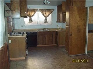 2nd image of 709 Skylark Ave