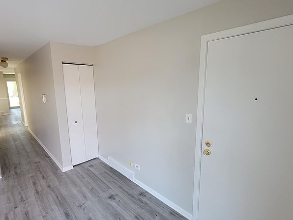 3rd image of 16724 Hillside Pl #1