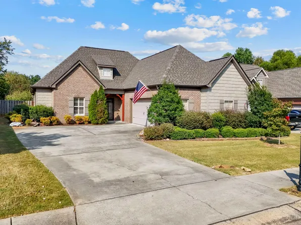 153 Shelby Farms Dr, Alabaster, AL 35007