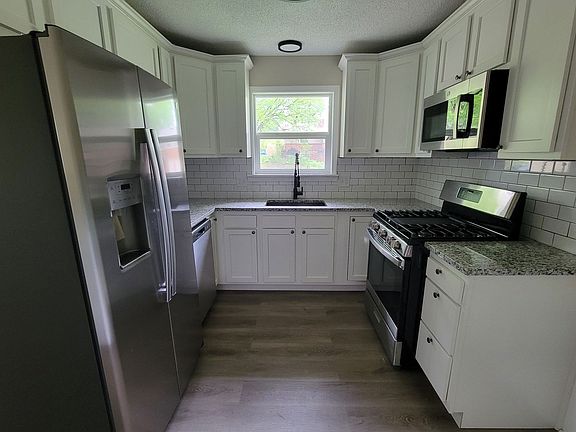 4th image of 2741 N 76th St #965828166