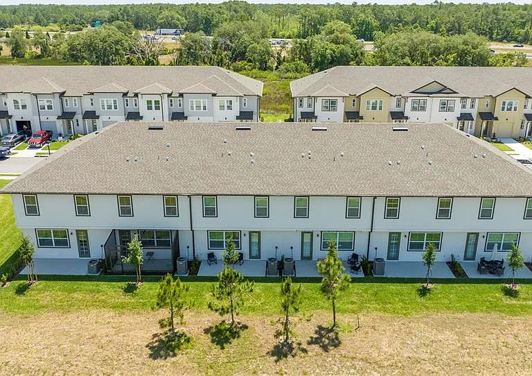 686 Longboat Dr — Photo 41