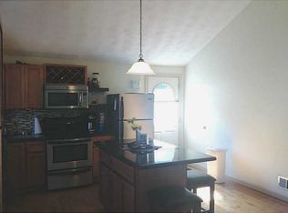 51 Park Ave, Warwick, RI 02889