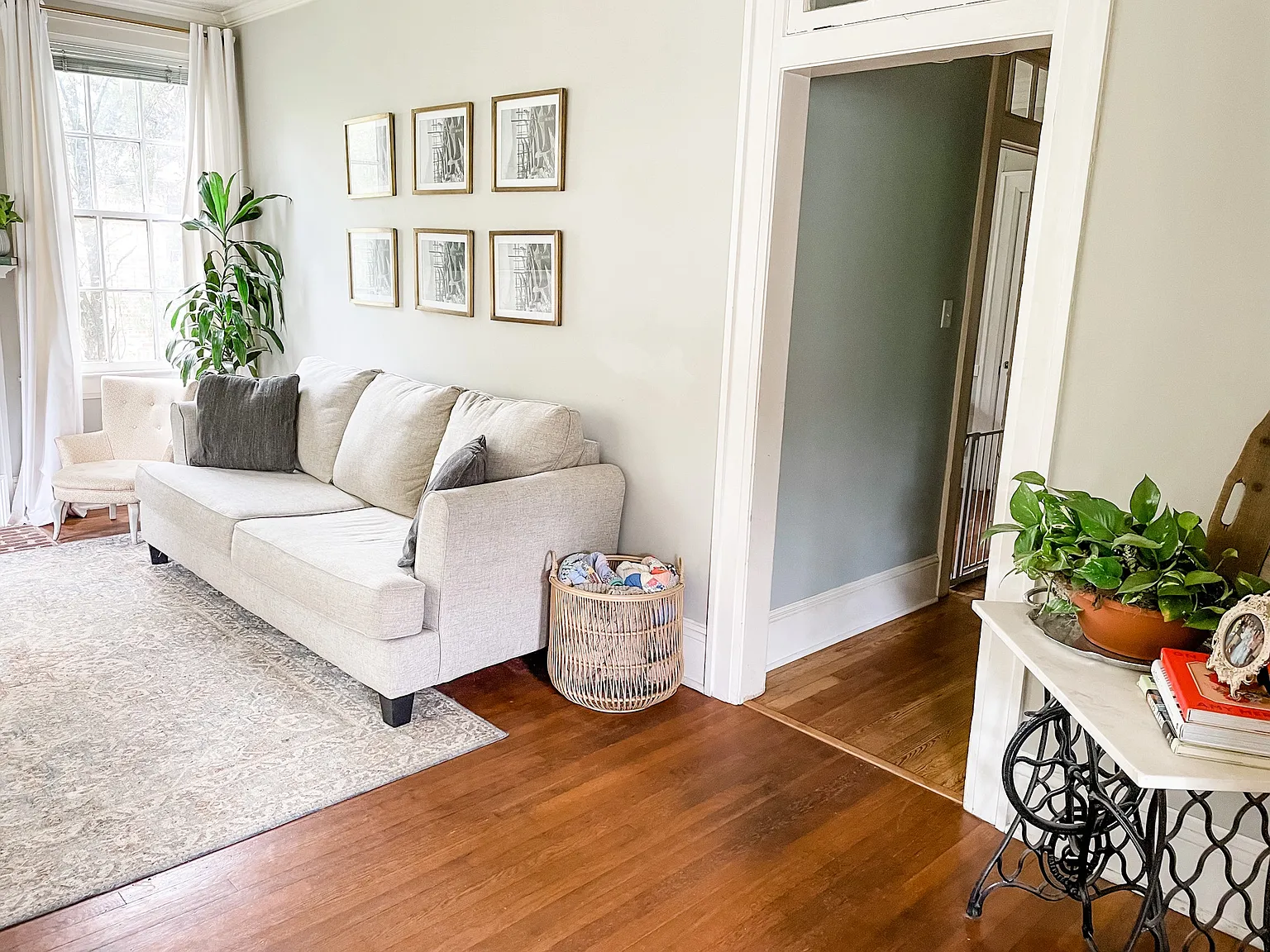 4 bed, 2486 sqft, $2,100 — Photo 3