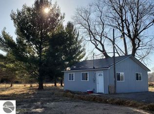 7469 Maple Ridge Rd, Alger, MI 48610