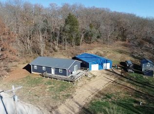 1496A Dority Dr, Edwards, MO 65326