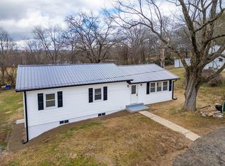 104 Hillside Dr, Russellville, KY 42276