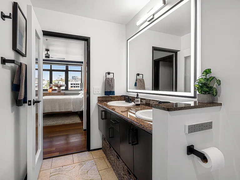 1551 4th Ave #603 — Photo 21
