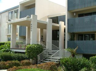 4900 Rosehedge Dr APT 201, La Mesa, CA 91942
