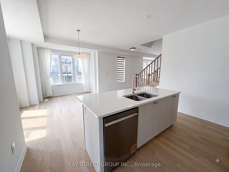 106 Avani Ave — Photo 8