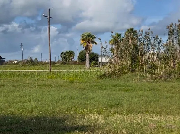 Keystone And 20th St, Pt Bolivar, TX 77650