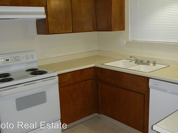 2nd image of 529 Little River Way