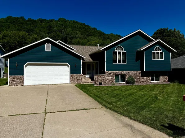 1475 48th Ave, Winona, MN 55987