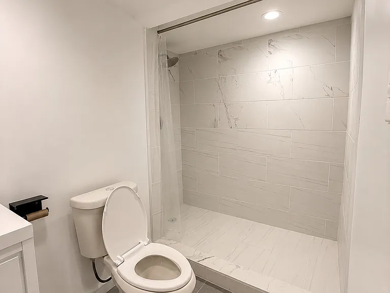 Verdugo Pl — Photo 8