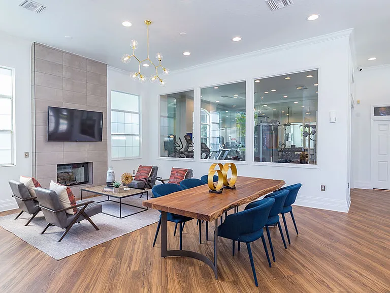 Alvista Sterling Palms — Photo 25