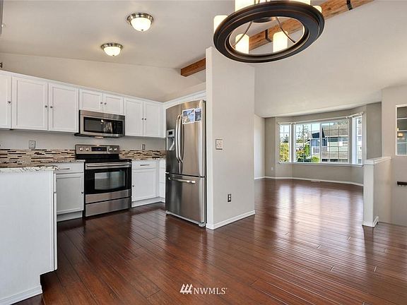 4th image of 13702 45th Dr SE