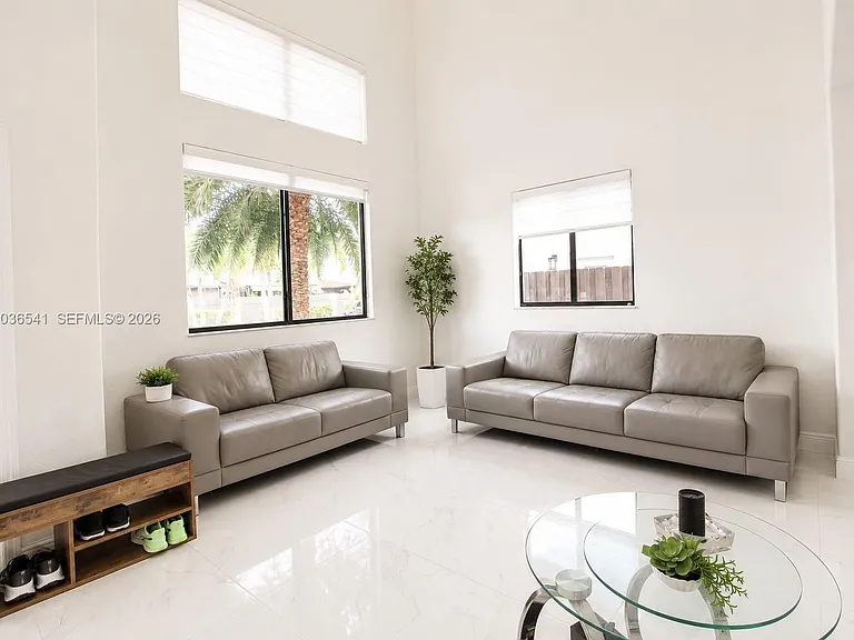 4450 SW 164th Ave — Photo 5