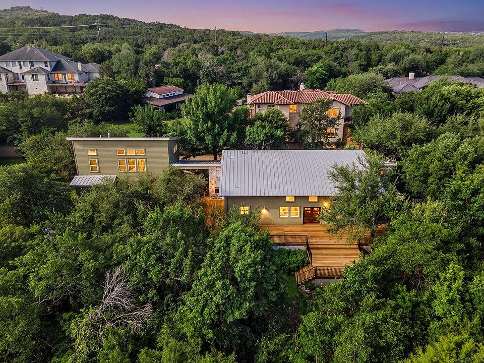 1st image of 10200 Birdlip Cir