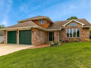 401 Bruell St, Yorkville, IL 60560