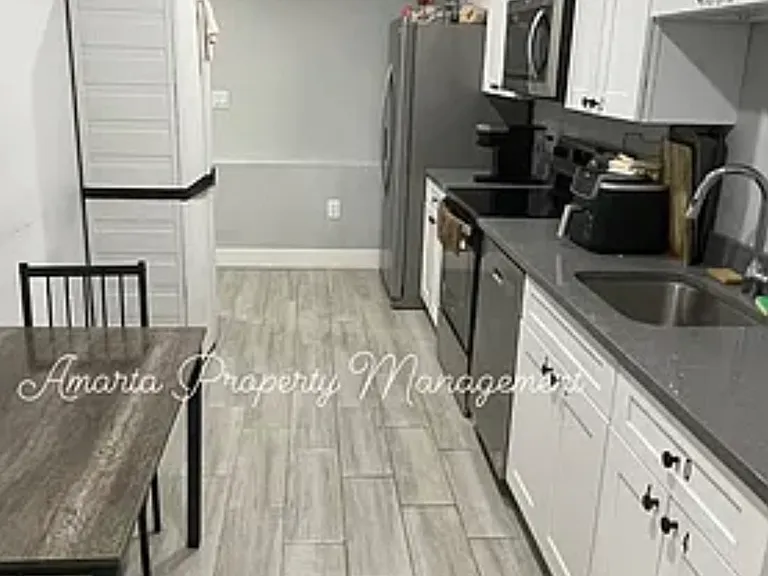 1032 Park Rd NW #1 — Photo 7
