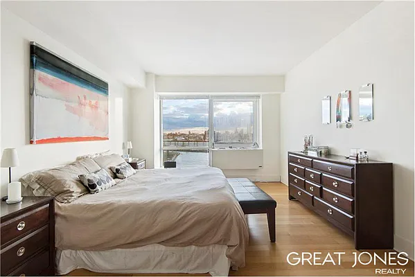 Rented by Great Jones Realty | media 4